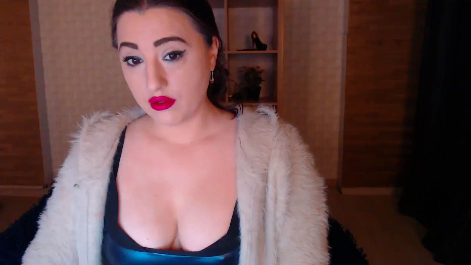 Gallery image thumbnail from HotRebbecca's myfreecams stream on, 04/11/2025, 21:11 image 16 of 20