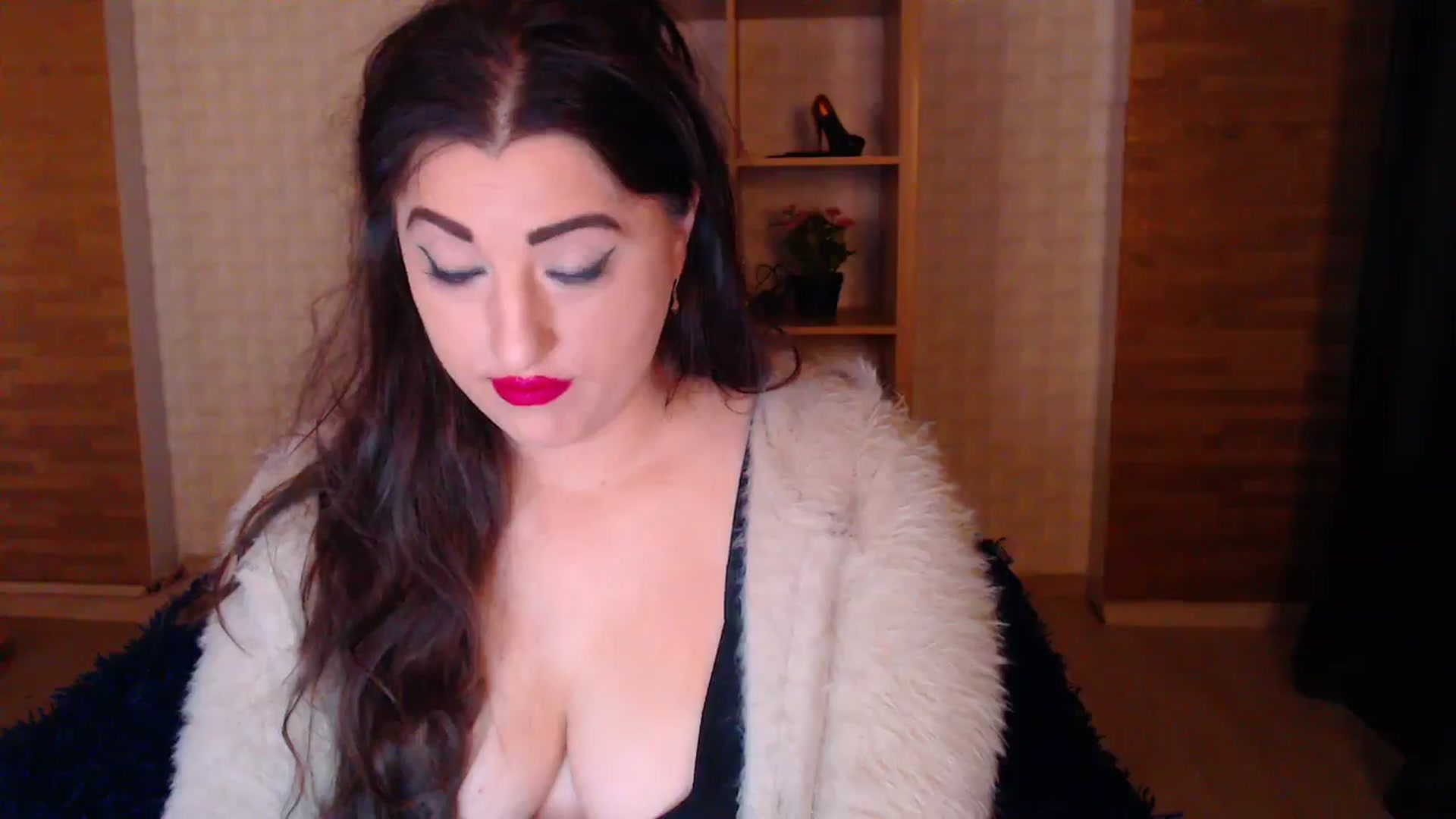 Gallery image thumbnail from HotRebbecca's myfreecams stream on, 04/11/2025, 22:00 image 18 of 20