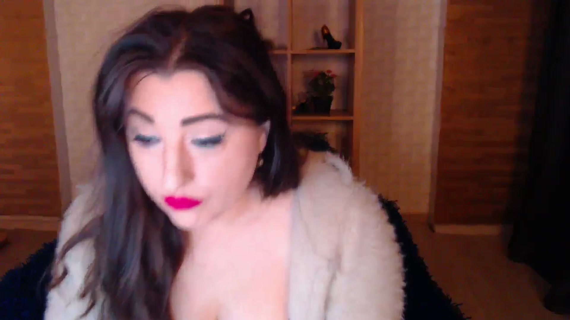 Gallery image thumbnail from HotRebbecca's myfreecams stream on, 04/11/2025, 22:00 image 13 of 20