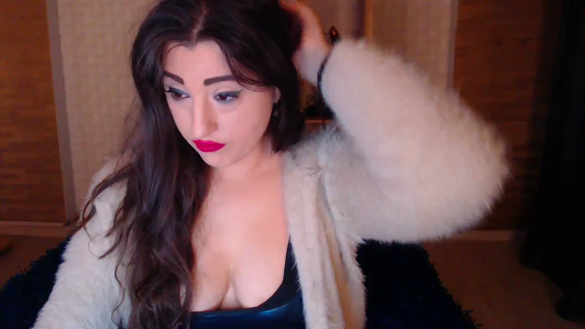Gallery image thumbnail from HotRebbecca's myfreecams stream on, 04/11/2025, 22:00 image 14 of 20