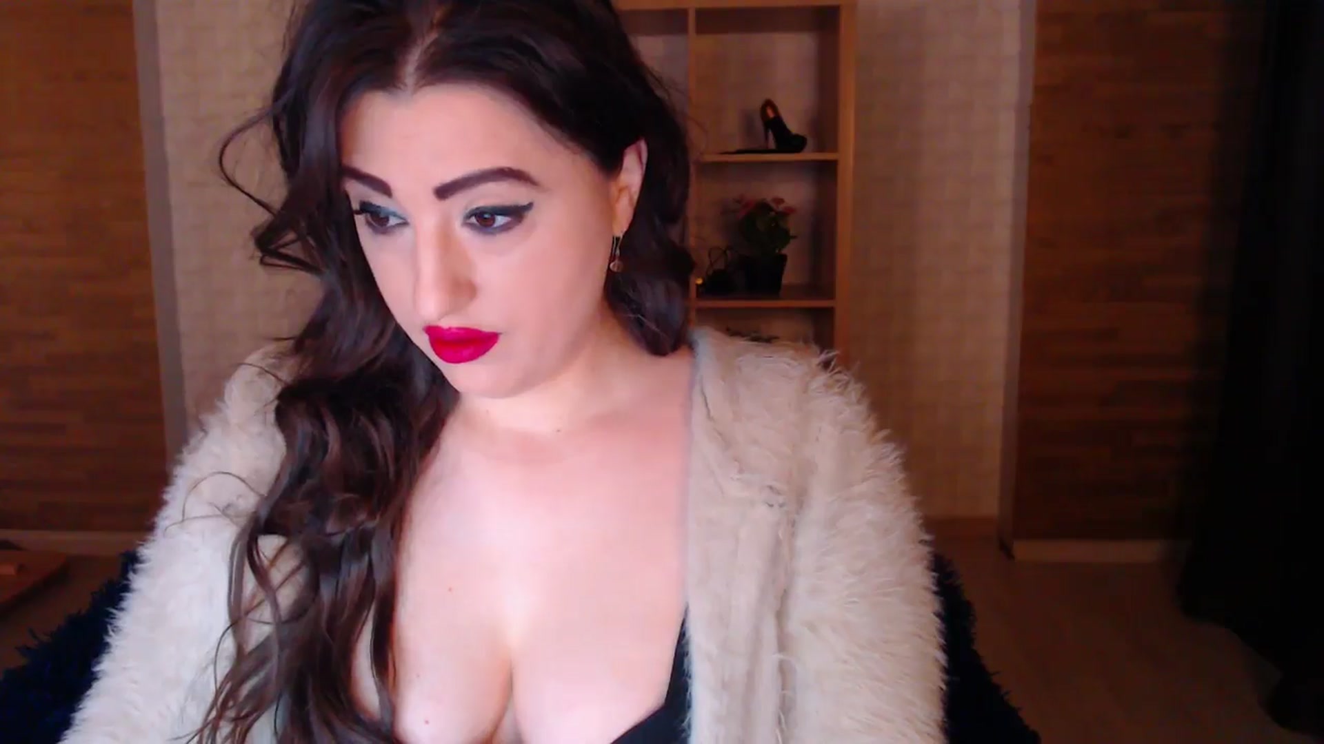 Gallery image thumbnail from HotRebbecca's myfreecams stream on, 04/12/2025, 22:17 image 17 of 20