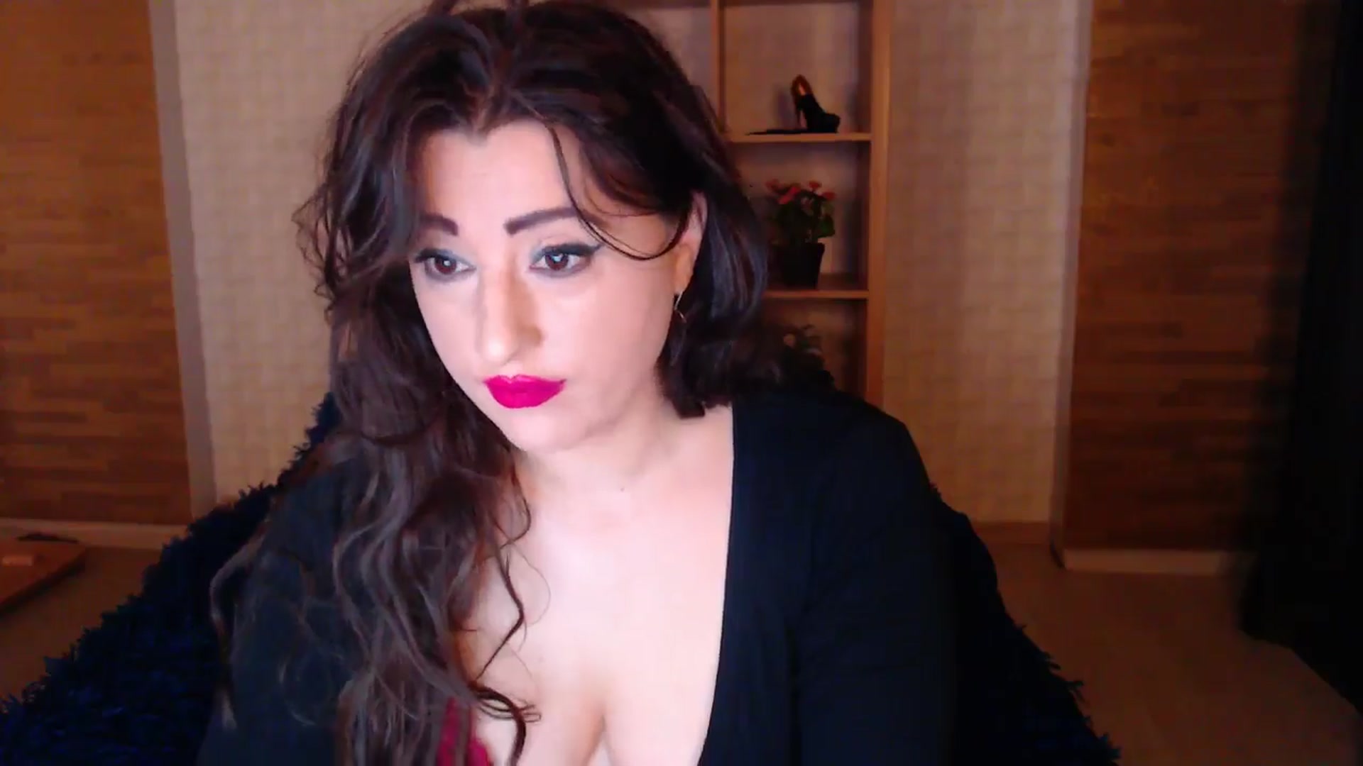 Gallery image thumbnail from HotRebbecca's myfreecams stream on, 04/14/2025, 01:09 image 18 of 20