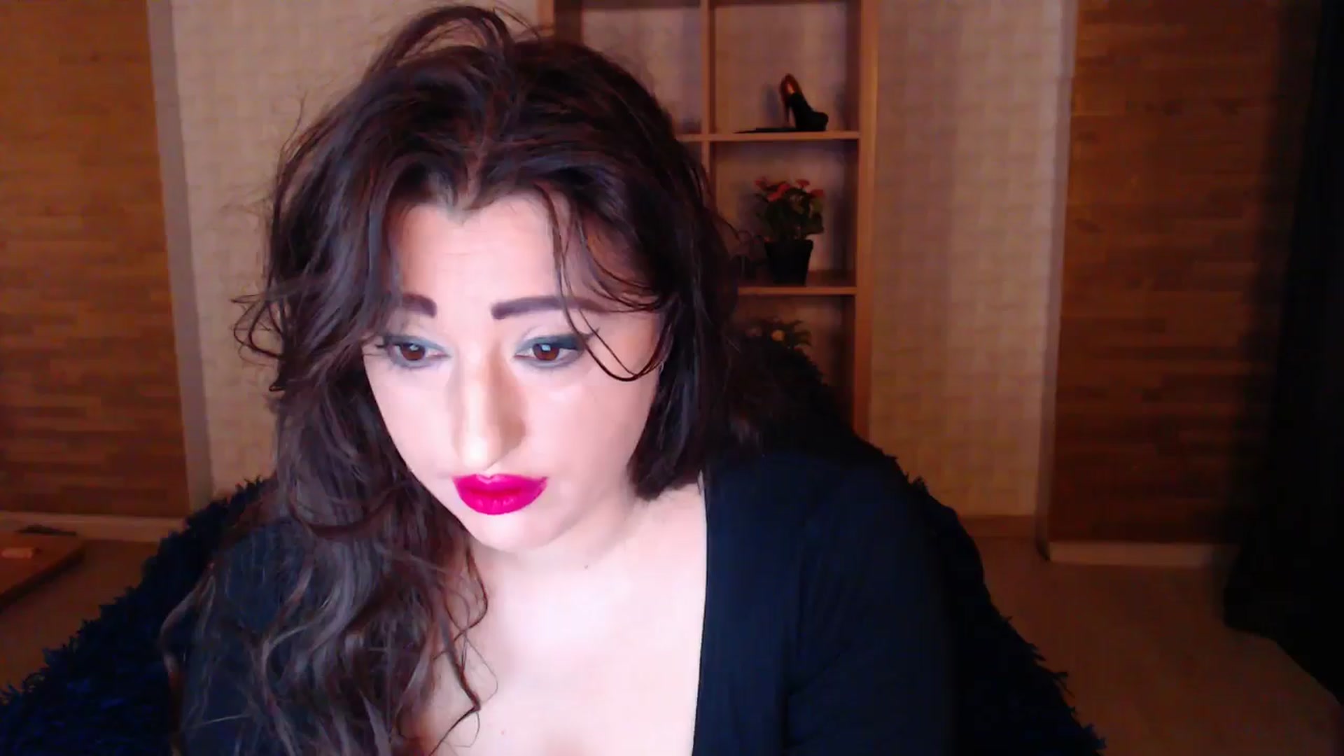 Gallery image thumbnail from HotRebbecca's myfreecams stream on, 04/14/2025, 01:09 image 16 of 20