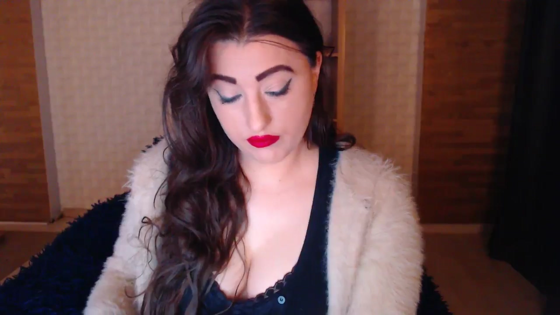 Gallery image thumbnail from HotRebbecca's myfreecams stream on, 04/15/2025, 01:35 image 15 of 20