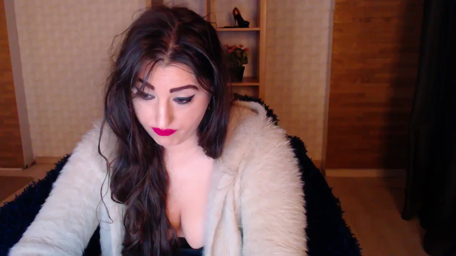Gallery image thumbnail from HotRebbecca's myfreecams stream on, 04/16/2025, 03:35 image 13 of 20
