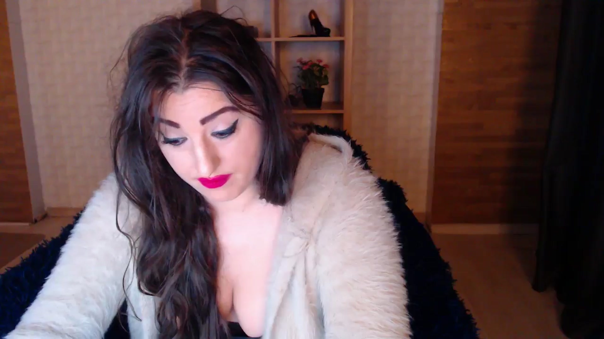 Gallery image thumbnail from HotRebbecca's myfreecams stream on, 04/16/2025, 03:35 image 14 of 20