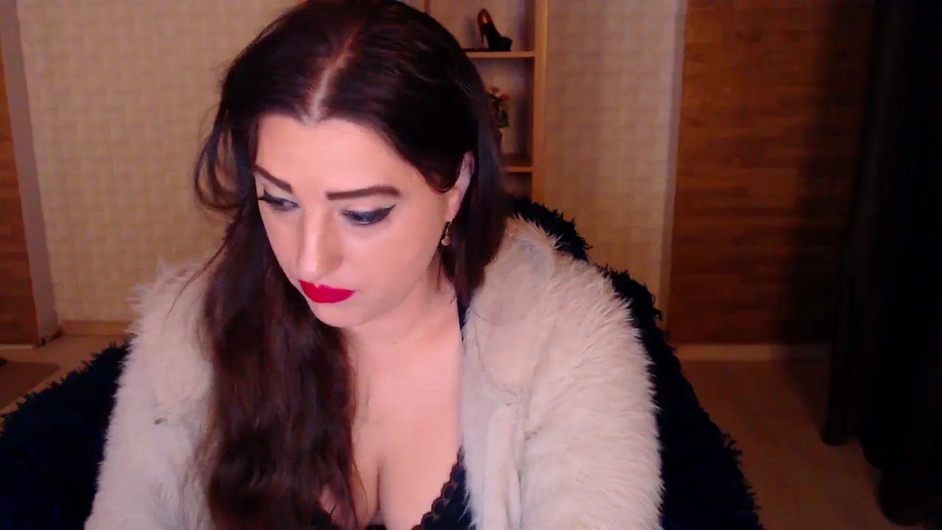 Gallery image thumbnail from HotRebbecca's myfreecams stream on, 04/18/2025, 01:03 image 6 of 20