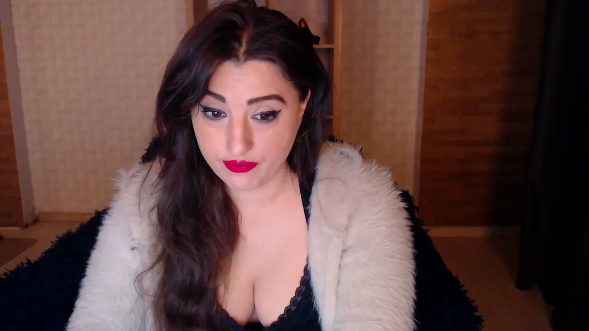 Gallery image thumbnail from HotRebbecca's myfreecams stream on, 04/18/2025, 01:03 image 8 of 20