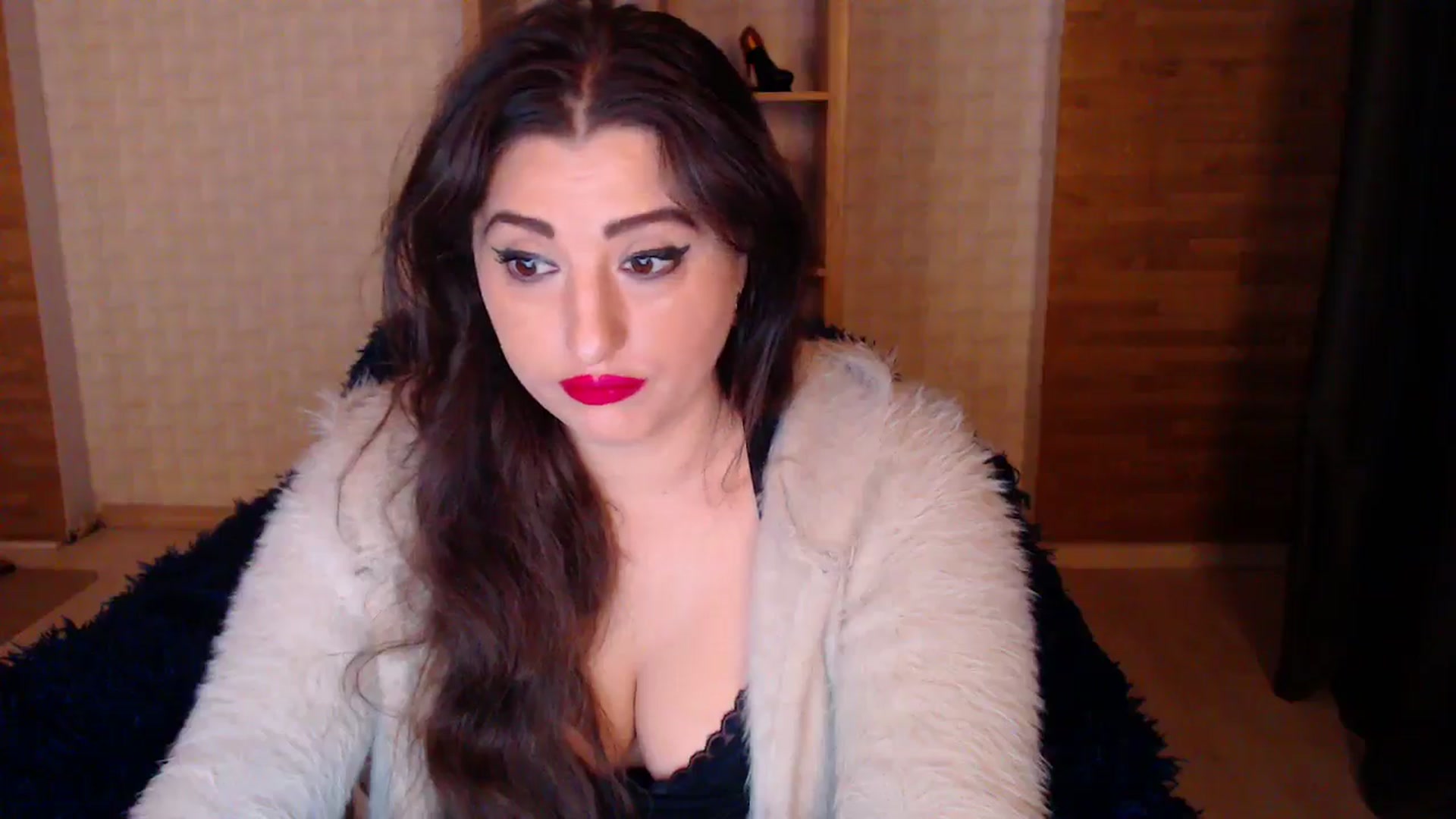 Gallery image thumbnail from HotRebbecca's myfreecams stream on, 04/18/2025, 01:03 image 12 of 20