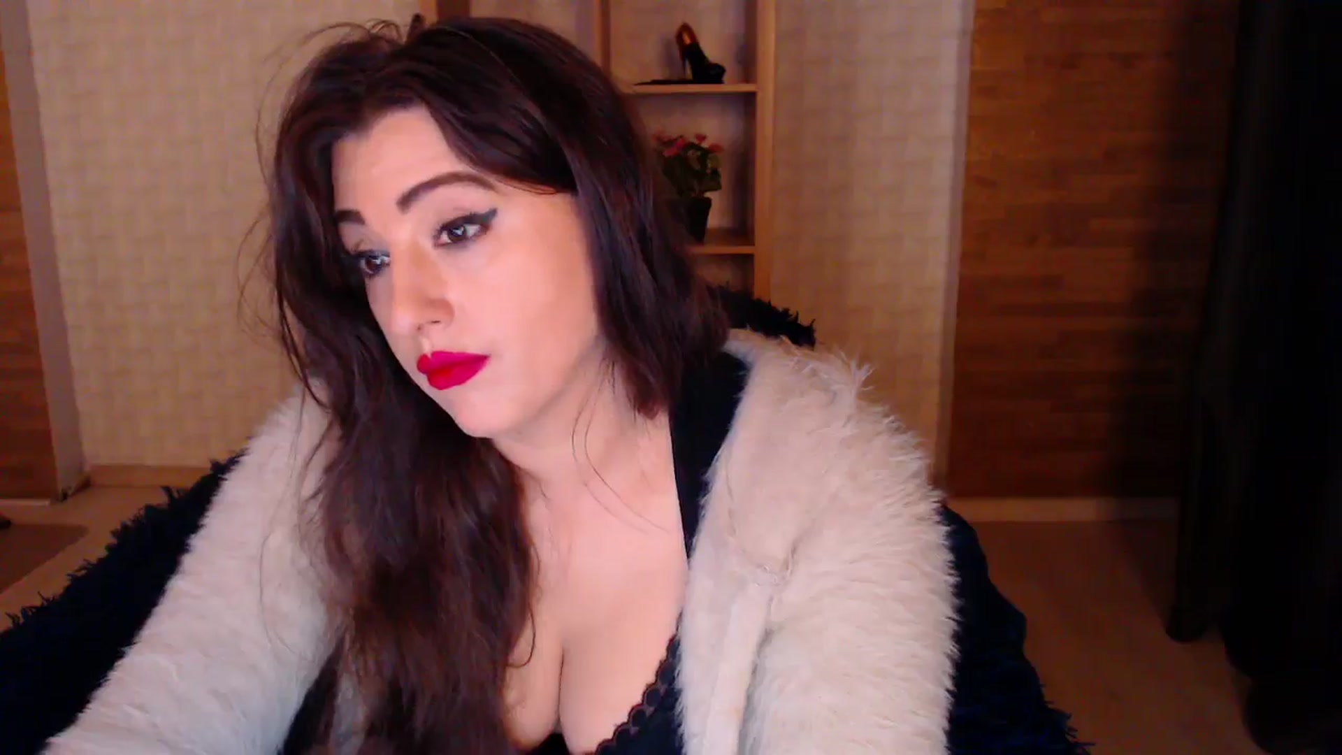 Gallery image thumbnail from HotRebbecca's myfreecams stream on, 04/18/2025, 01:03 image 19 of 20