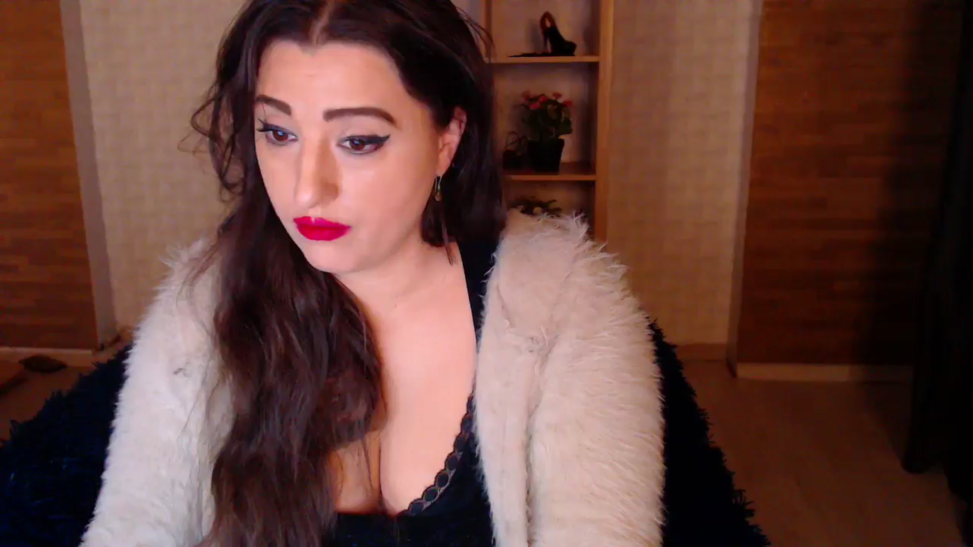 Gallery image thumbnail from HotRebbecca's myfreecams stream on, 04/18/2025, 03:47 image 7 of 20
