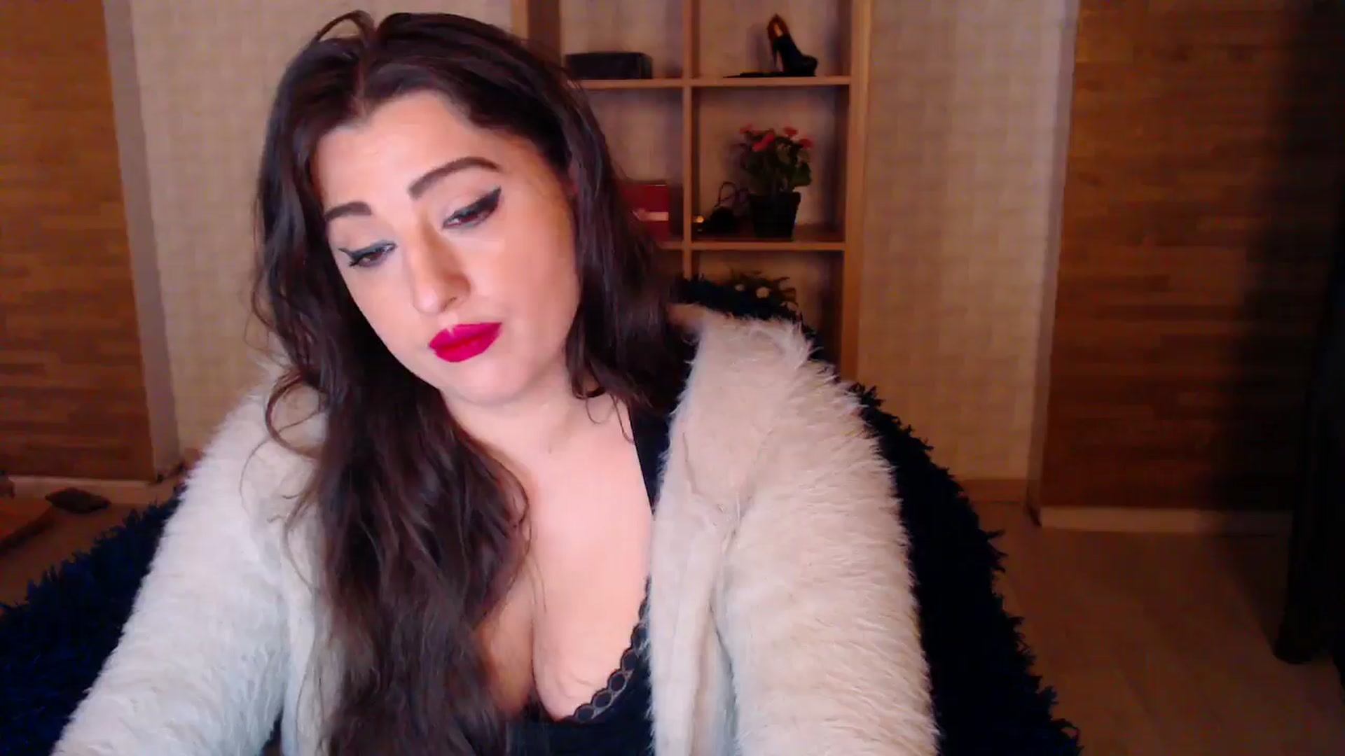 Gallery image thumbnail from HotRebbecca's myfreecams stream on, 04/18/2025, 03:47 image 15 of 20