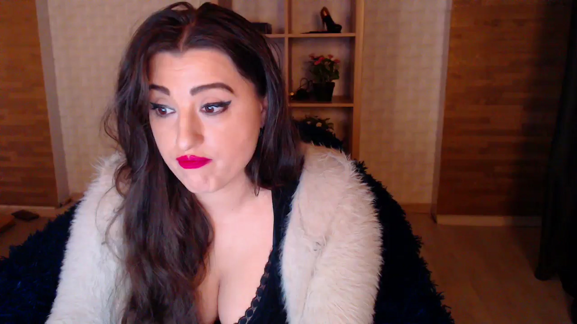 Gallery image thumbnail from HotRebbecca's myfreecams stream on, 04/18/2025, 03:47 image 13 of 20