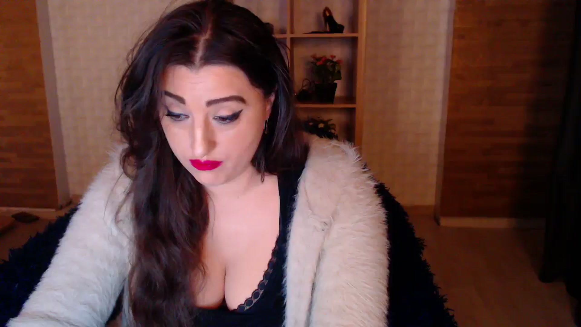Gallery image thumbnail from HotRebbecca's myfreecams stream on, 04/18/2025, 03:47 image 11 of 20