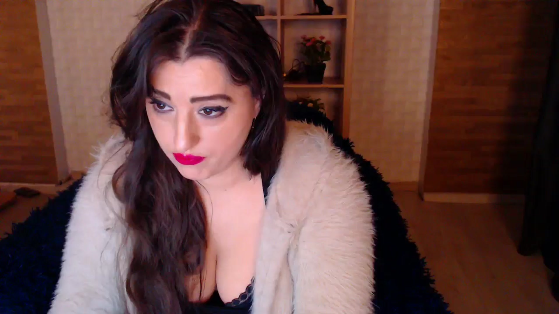 Gallery image thumbnail from HotRebbecca's myfreecams stream on, 04/18/2025, 03:47 image 4 of 20