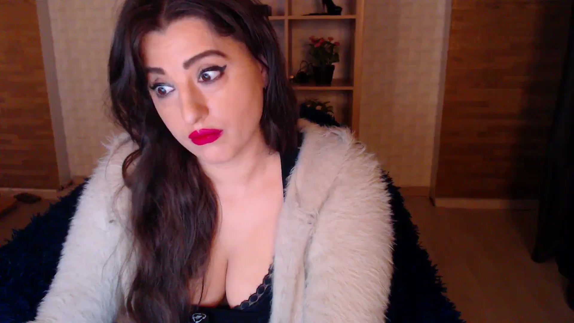 Gallery image thumbnail from HotRebbecca's myfreecams stream on, 04/18/2025, 03:47 image 3 of 20