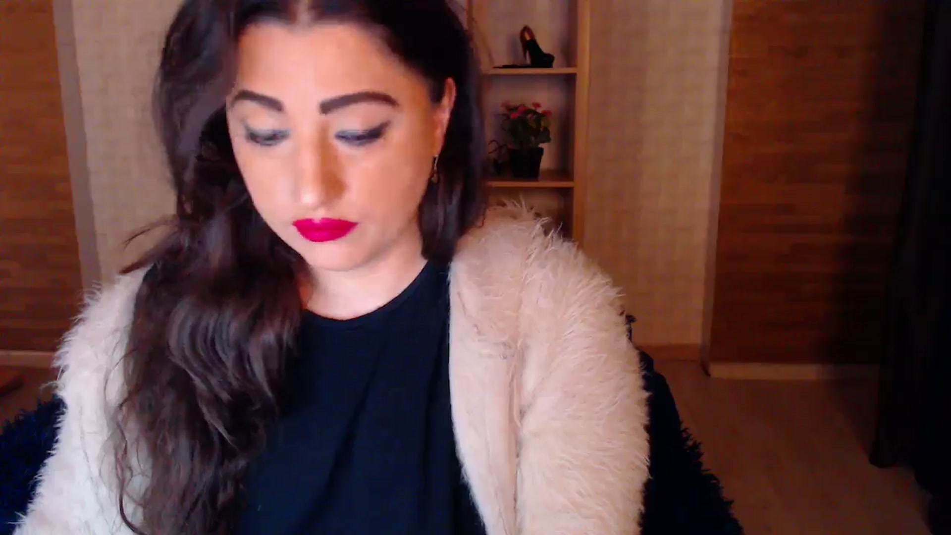 Gallery image thumbnail from HotRebbecca's myfreecams stream on, 04/18/2025, 23:28 image 4 of 20
