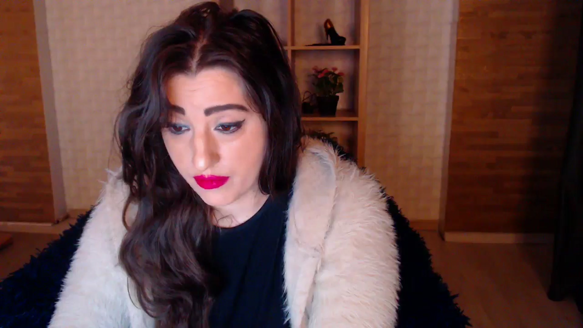 Gallery image thumbnail from HotRebbecca's myfreecams stream on, 04/19/2025, 24:00 image 16 of 20