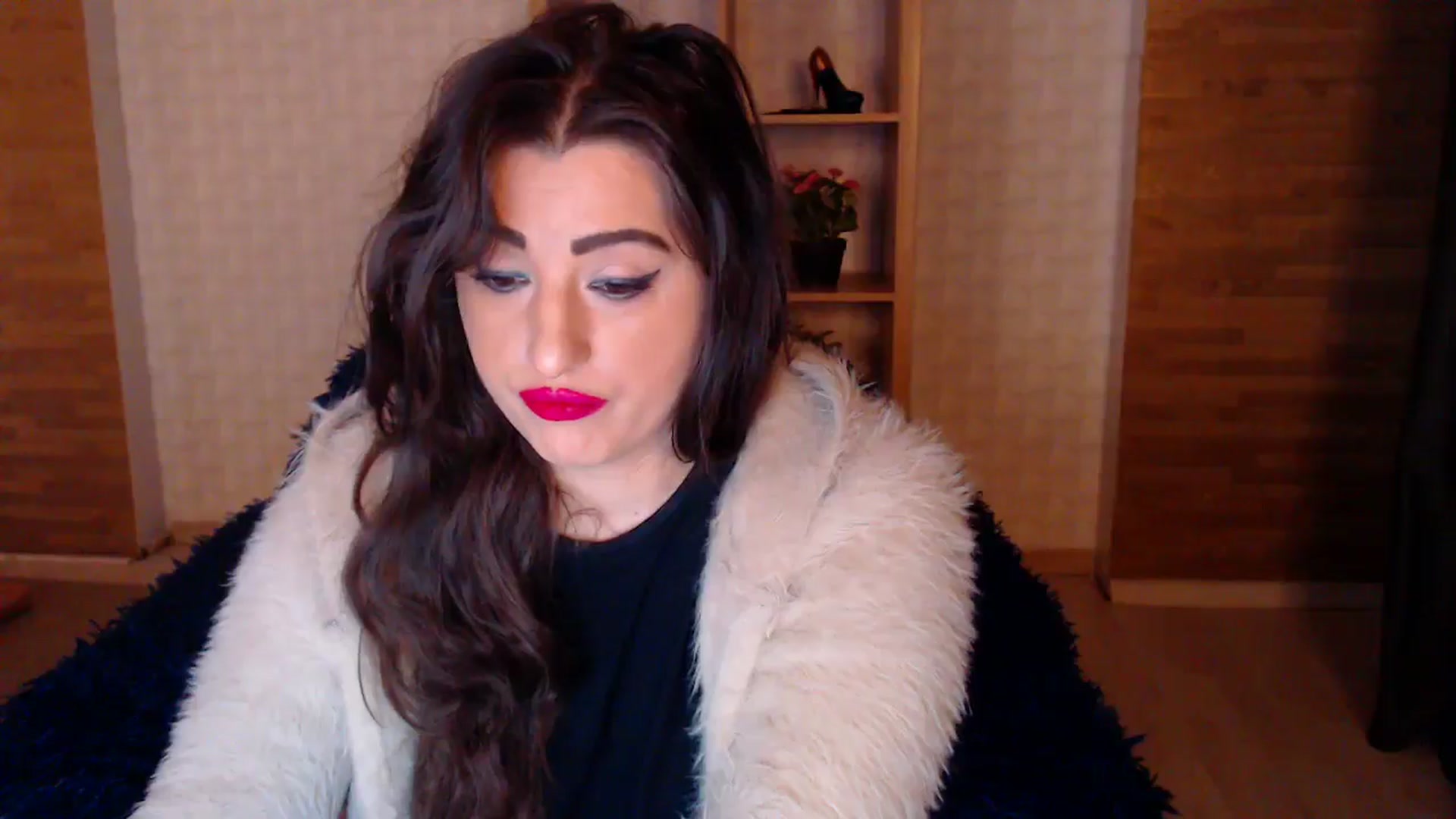 Gallery image thumbnail from HotRebbecca's myfreecams stream on, 04/19/2025, 24:00 image 15 of 20