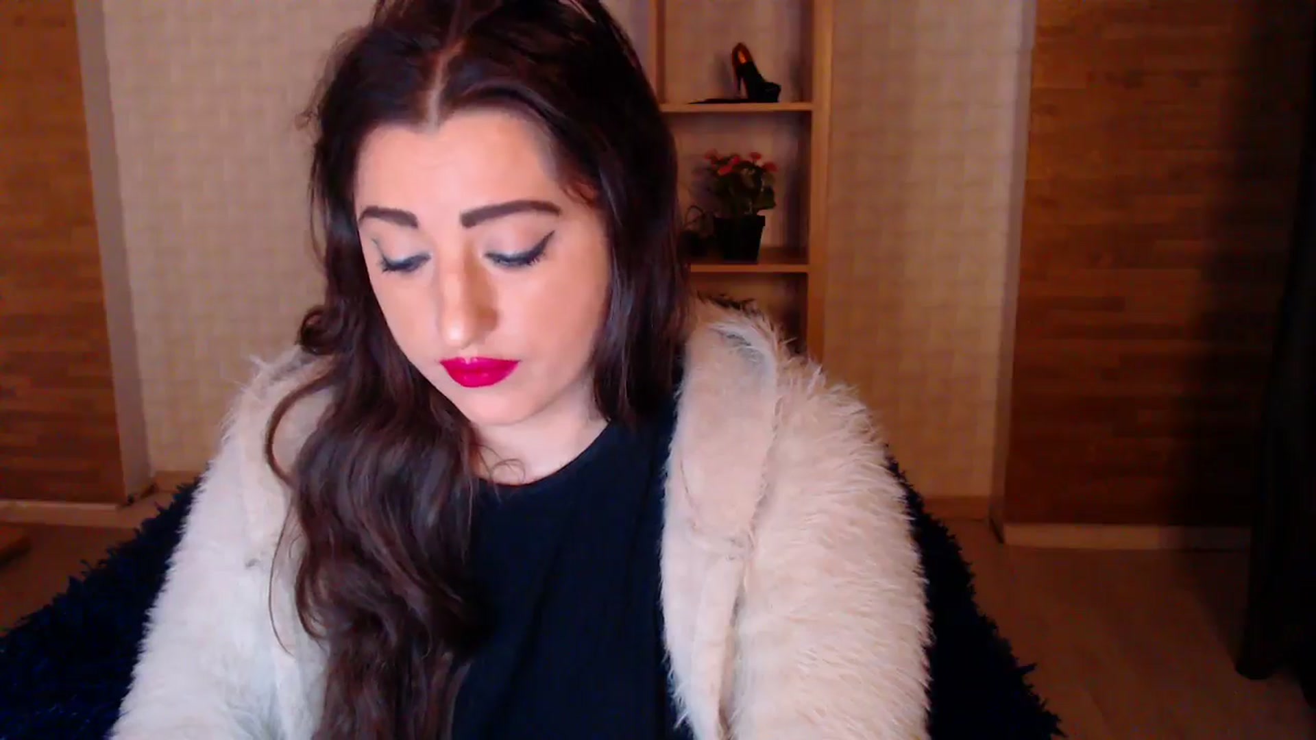 Gallery image thumbnail from HotRebbecca's myfreecams stream on, 04/19/2025, 24:00 image 7 of 20