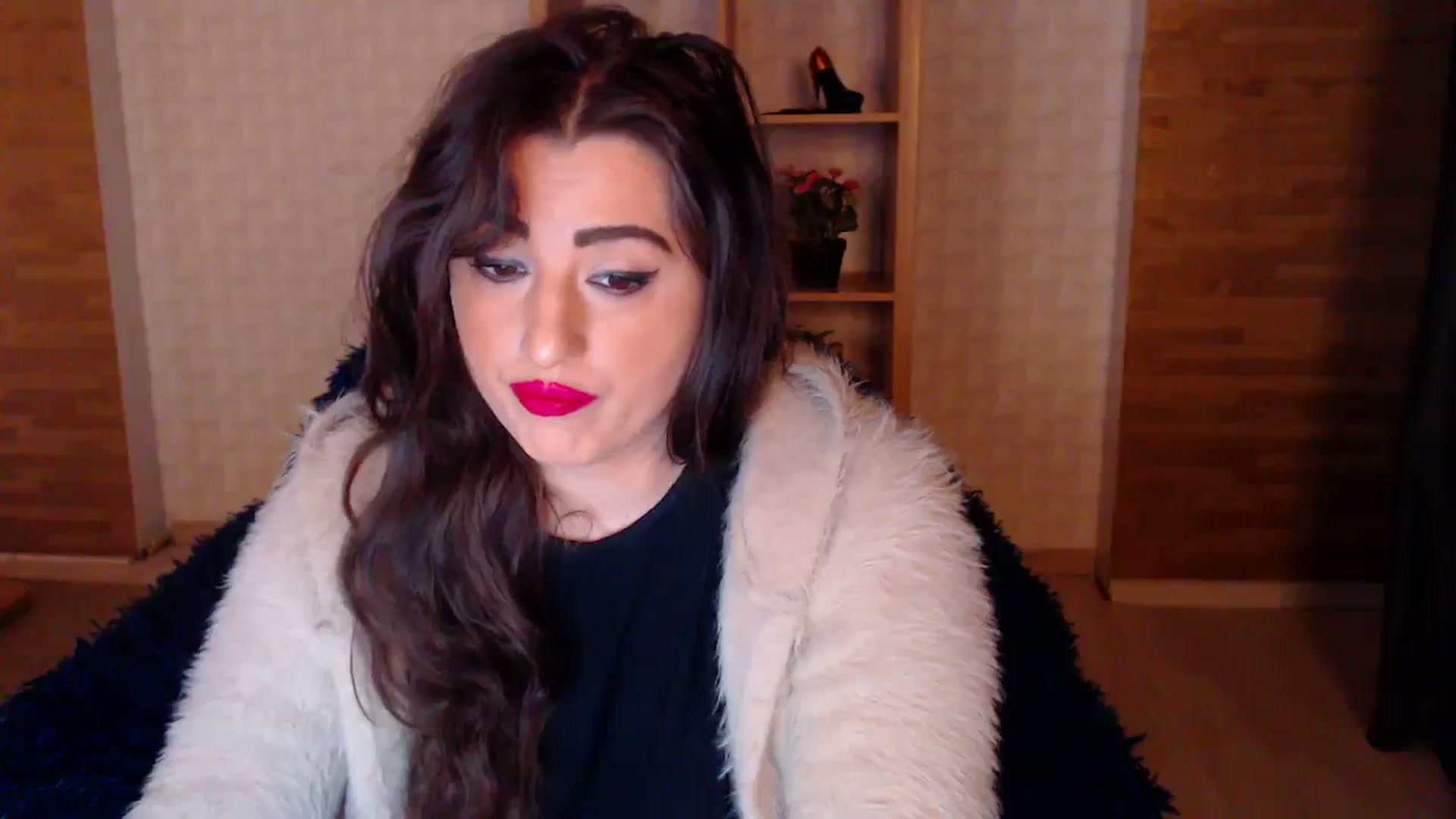 Gallery image thumbnail from HotRebbecca's myfreecams stream on, 04/19/2025, 24:00 image 13 of 20