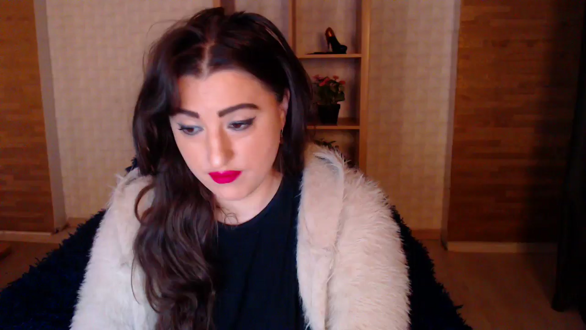 Gallery image thumbnail from HotRebbecca's myfreecams stream on, 04/19/2025, 24:00 image 1 of 20