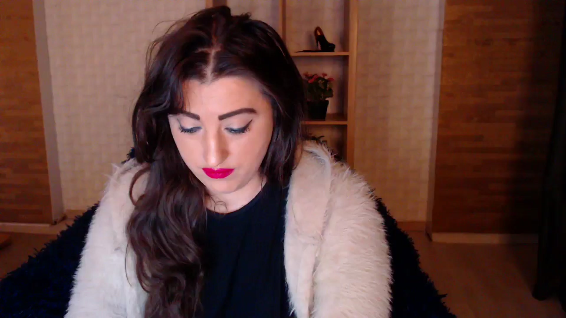 Gallery image thumbnail from HotRebbecca's myfreecams stream on, 04/19/2025, 24:00 image 2 of 20