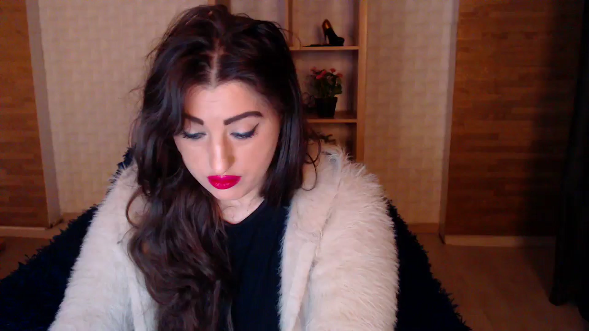 Gallery image thumbnail from HotRebbecca's myfreecams stream on, 04/19/2025, 02:26 image 1 of 20