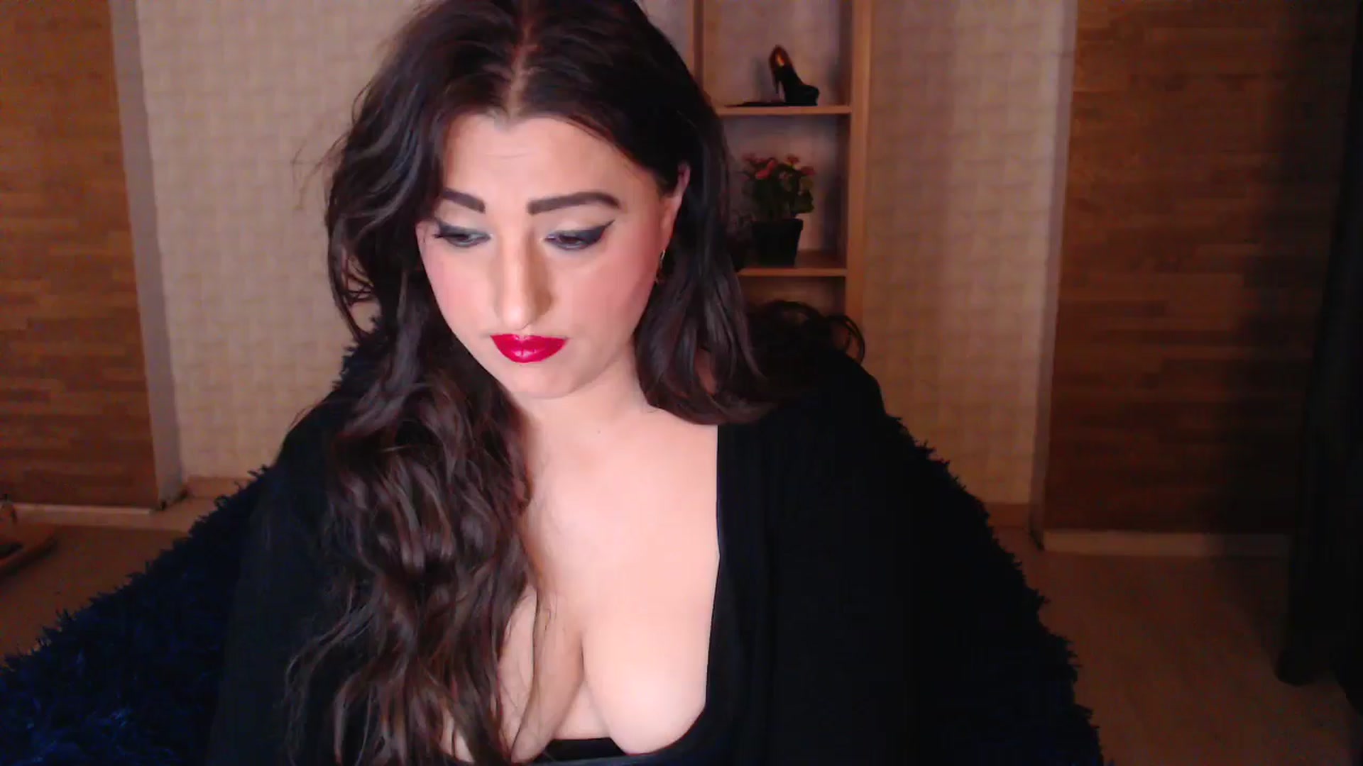 Gallery image thumbnail from HotRebbecca's myfreecams stream on, 04/21/2025, 23:11 image 10 of 20