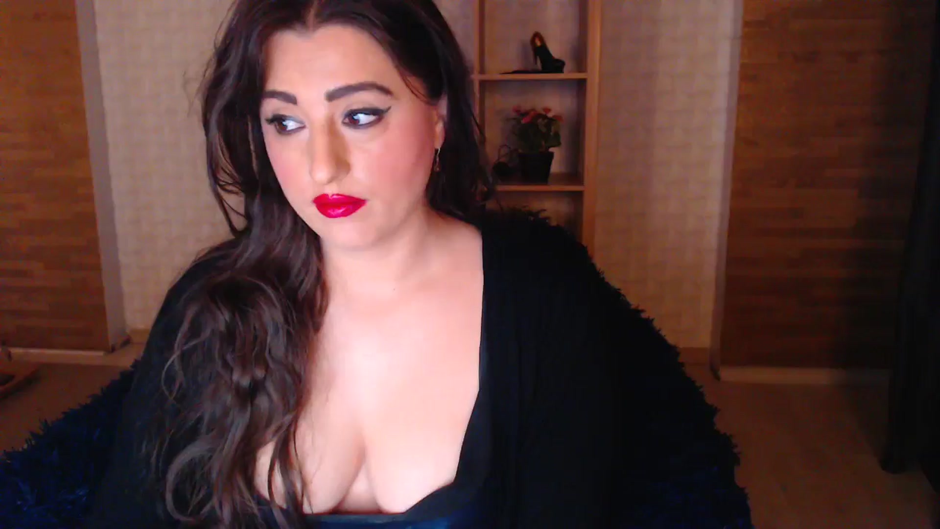 Gallery image thumbnail from HotRebbecca's myfreecams stream on, 04/21/2025, 23:11 image 11 of 20