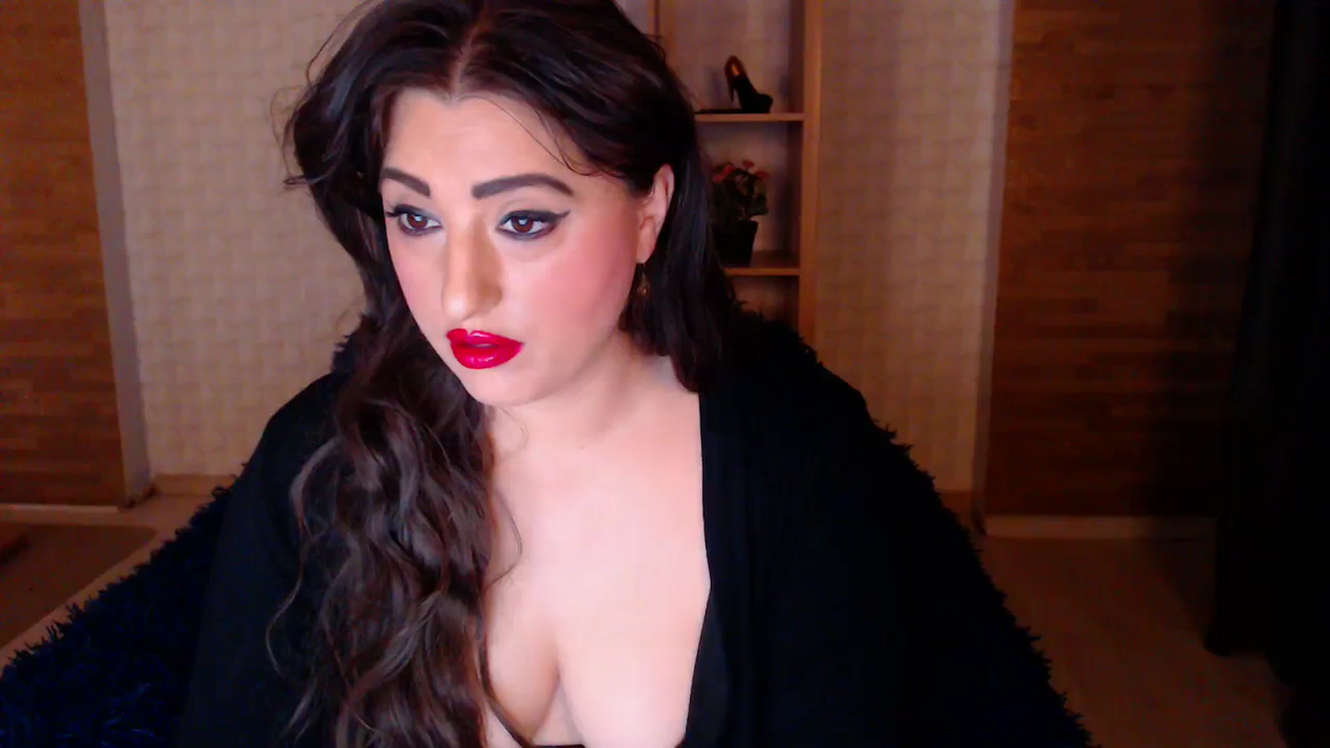 Gallery image thumbnail from HotRebbecca's myfreecams stream on, 04/21/2025, 23:11 image 1 of 20