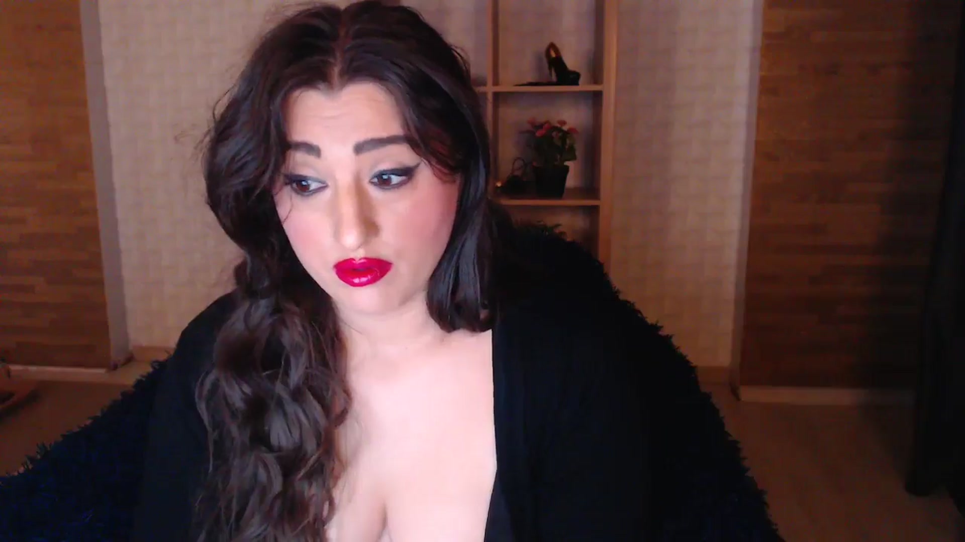 Gallery image thumbnail from HotRebbecca's myfreecams stream on, 04/21/2025, 23:11 image 6 of 20