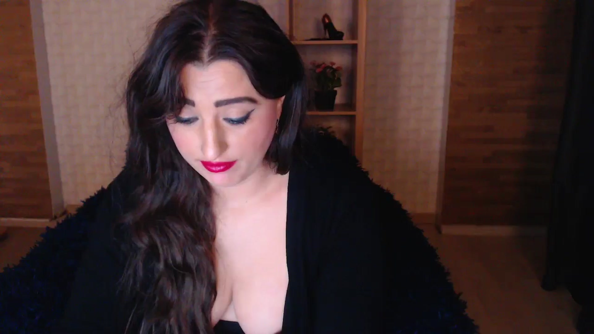Gallery image thumbnail from HotRebbecca's myfreecams stream on, 04/22/2025, 01:16 image 6 of 20