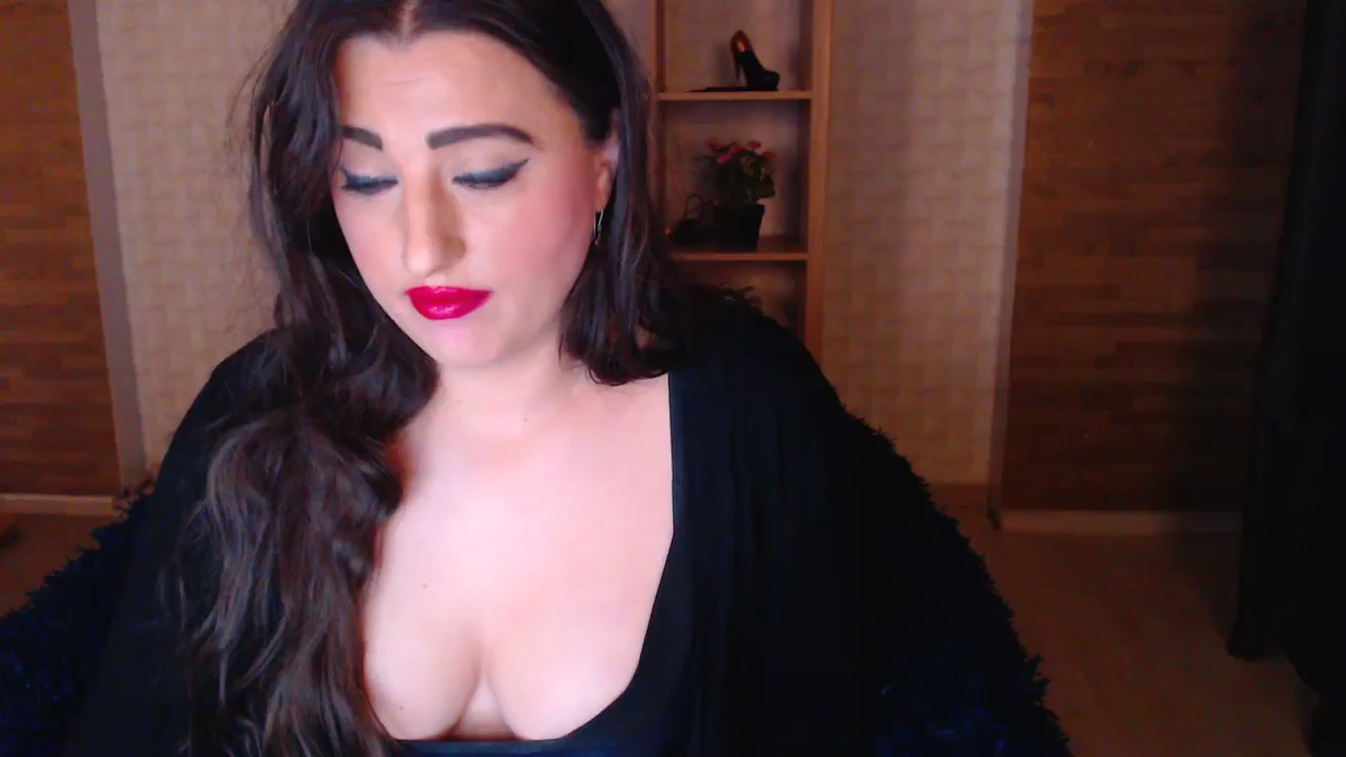 Gallery image thumbnail from HotRebbecca's myfreecams stream on, 04/22/2025, 01:16 image 19 of 20