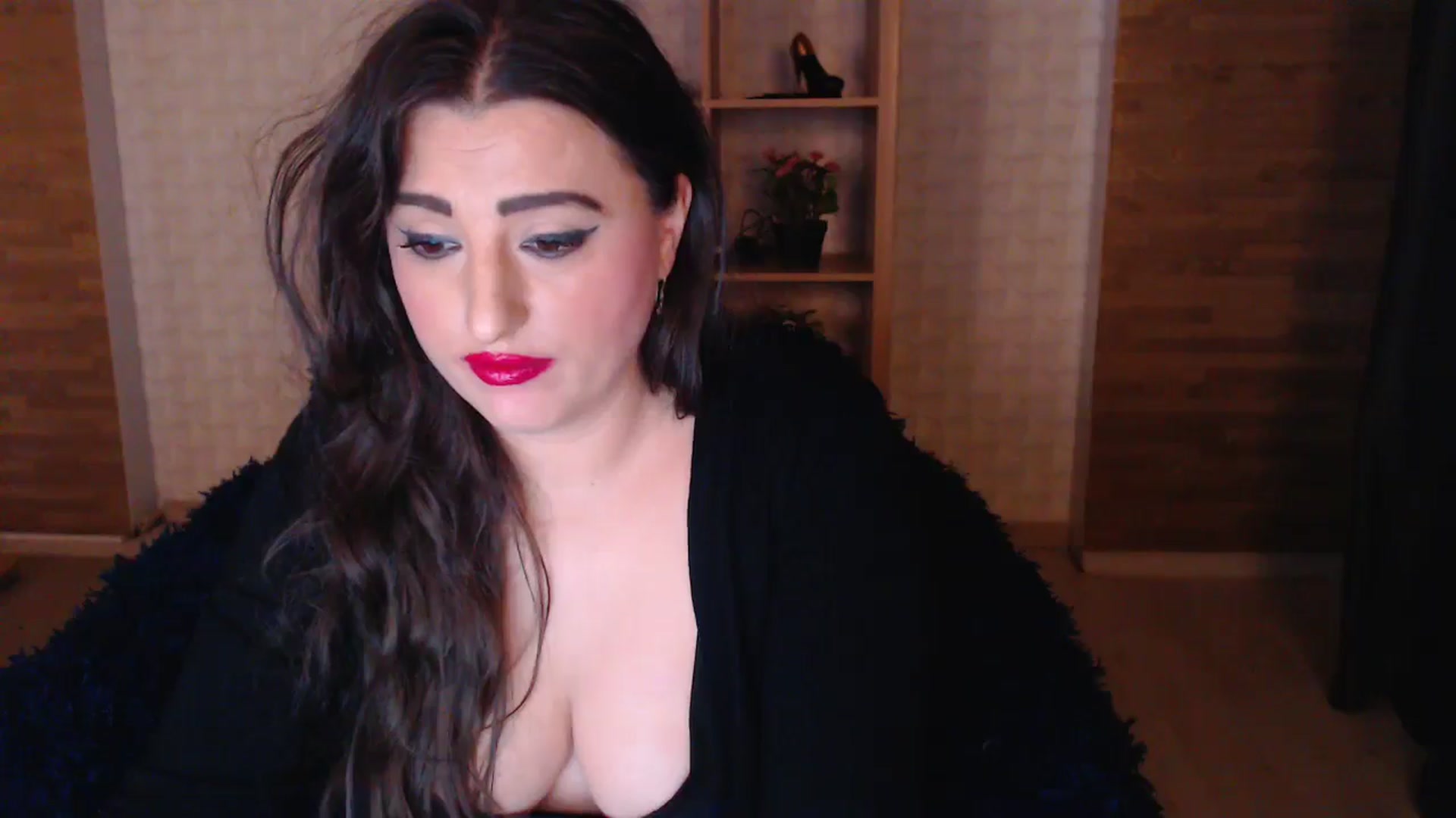 Gallery image thumbnail from HotRebbecca's myfreecams stream on, 04/22/2025, 01:16 image 16 of 20