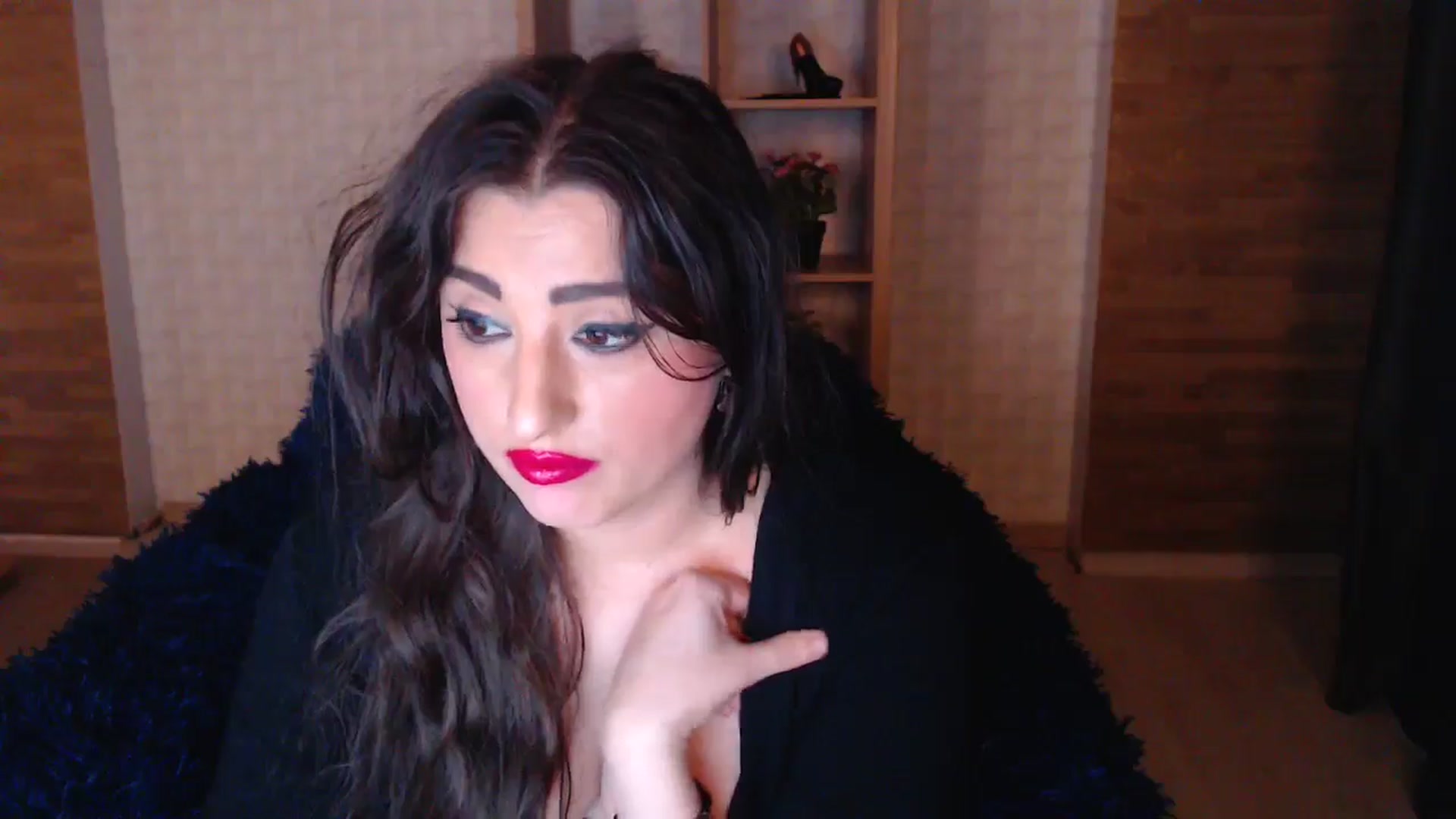 Gallery image thumbnail from HotRebbecca's myfreecams stream on, 04/22/2025, 01:16 image 13 of 20