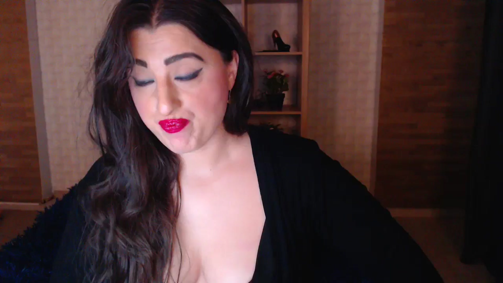 Gallery image thumbnail from HotRebbecca's myfreecams stream on, 04/22/2025, 01:16 image 1 of 20