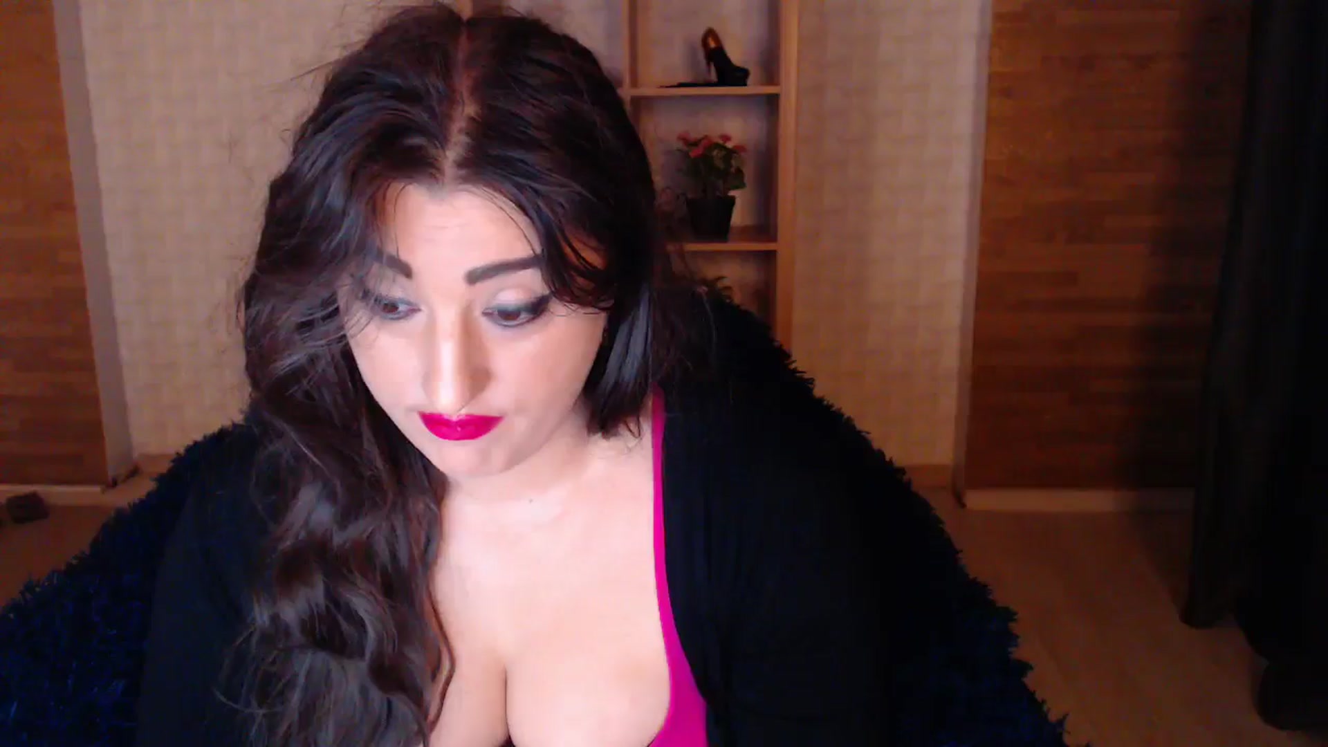Gallery image thumbnail from HotRebbecca's myfreecams stream on, 04/23/2025, 01:05 image 11 of 20