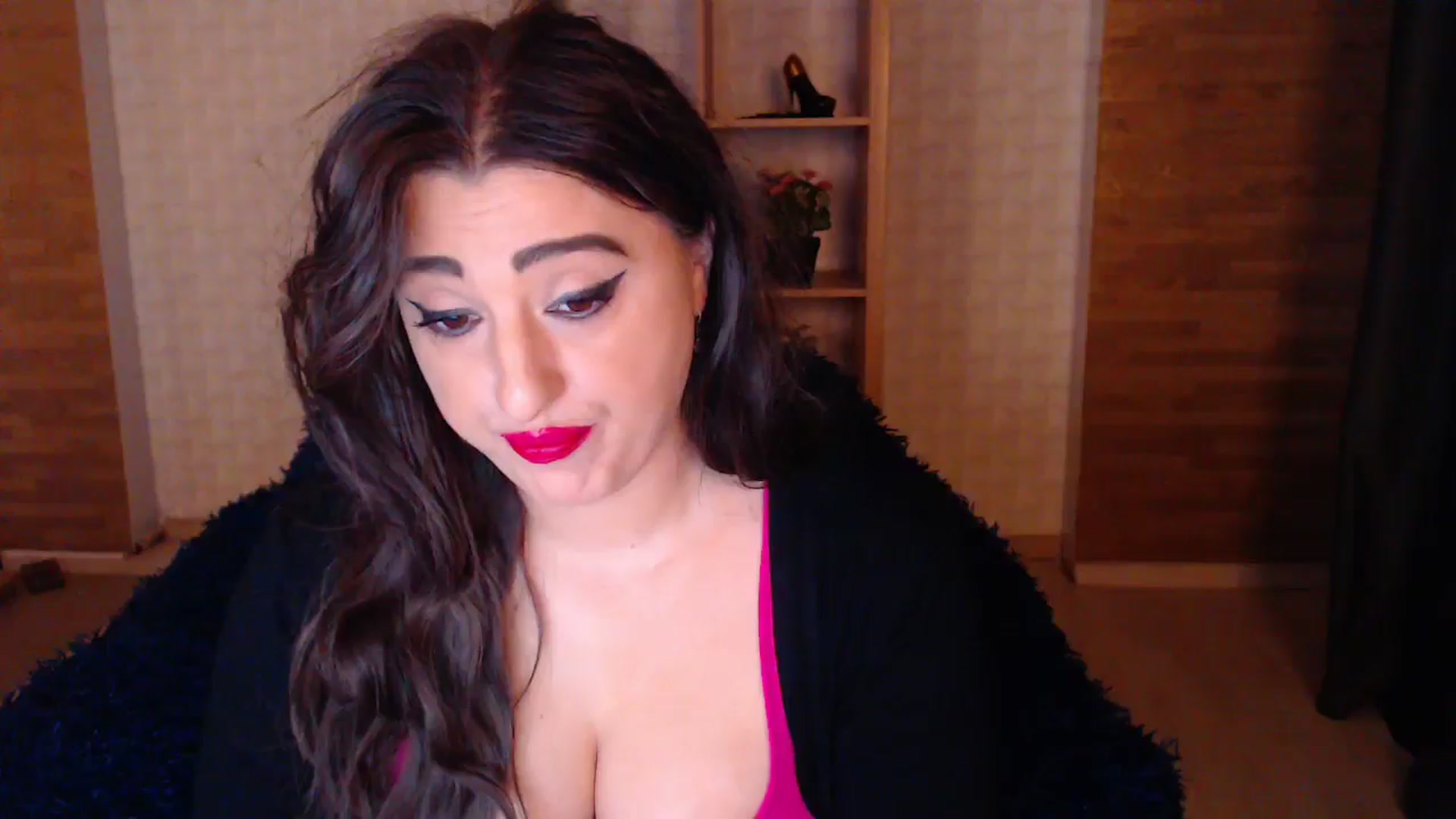 Gallery image thumbnail from HotRebbecca's myfreecams stream on, 04/23/2025, 01:05 image 5 of 20