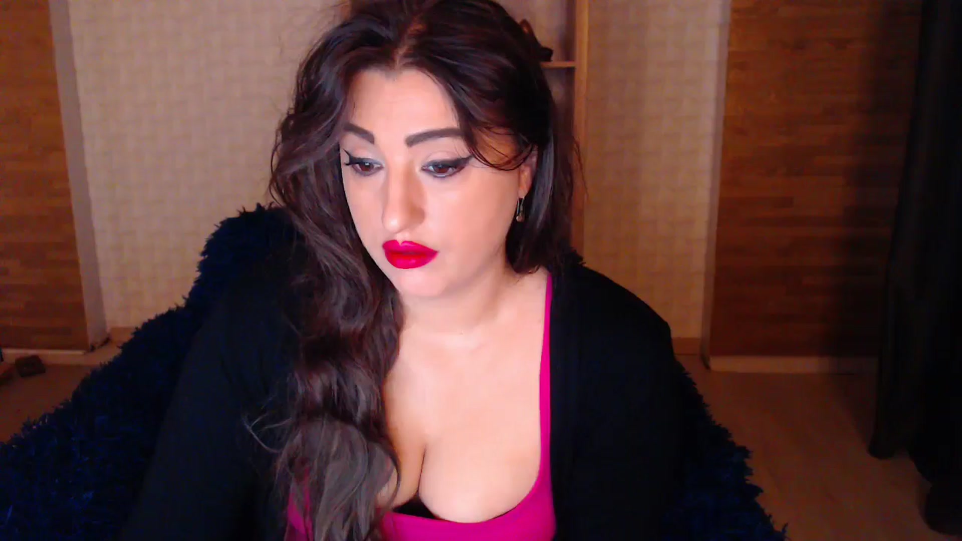 Gallery image thumbnail from HotRebbecca's myfreecams stream on, 04/23/2025, 01:05 image 7 of 20