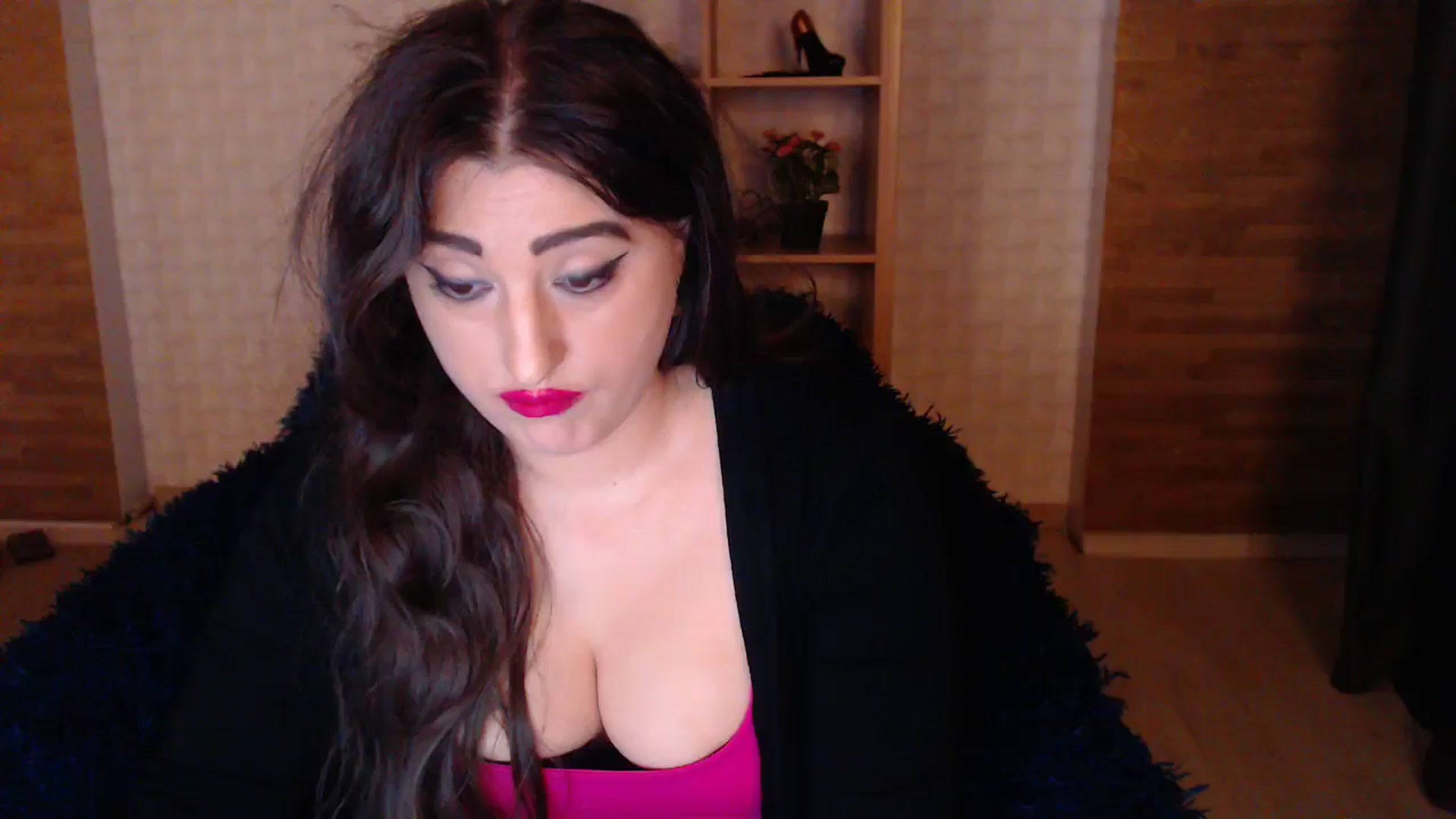 Gallery image thumbnail from HotRebbecca's myfreecams stream on, 04/23/2025, 02:17 image 17 of 20