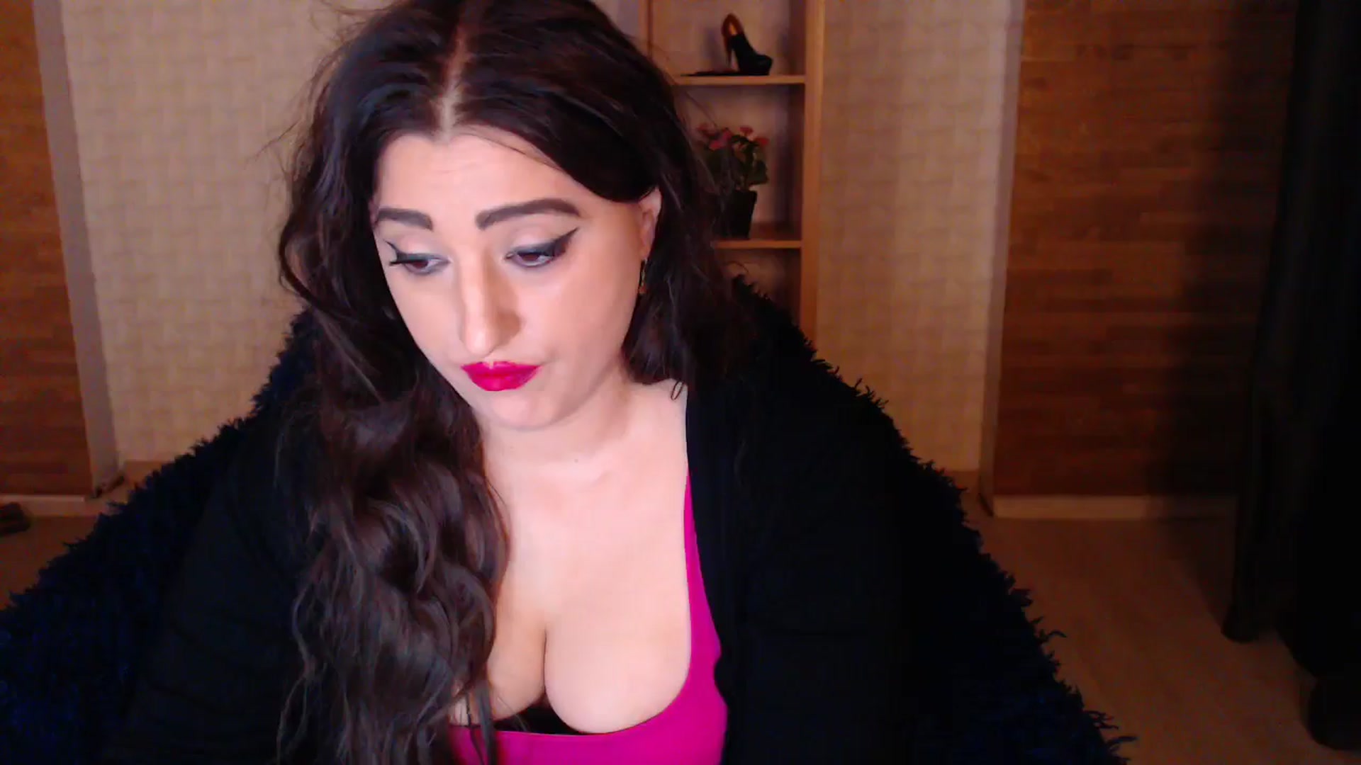 Gallery image thumbnail from HotRebbecca's myfreecams stream on, 04/23/2025, 02:17 image 4 of 20