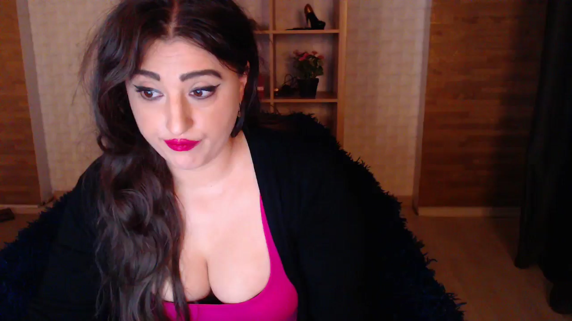 Gallery image thumbnail from HotRebbecca's myfreecams stream on, 04/23/2025, 02:17 image 11 of 20