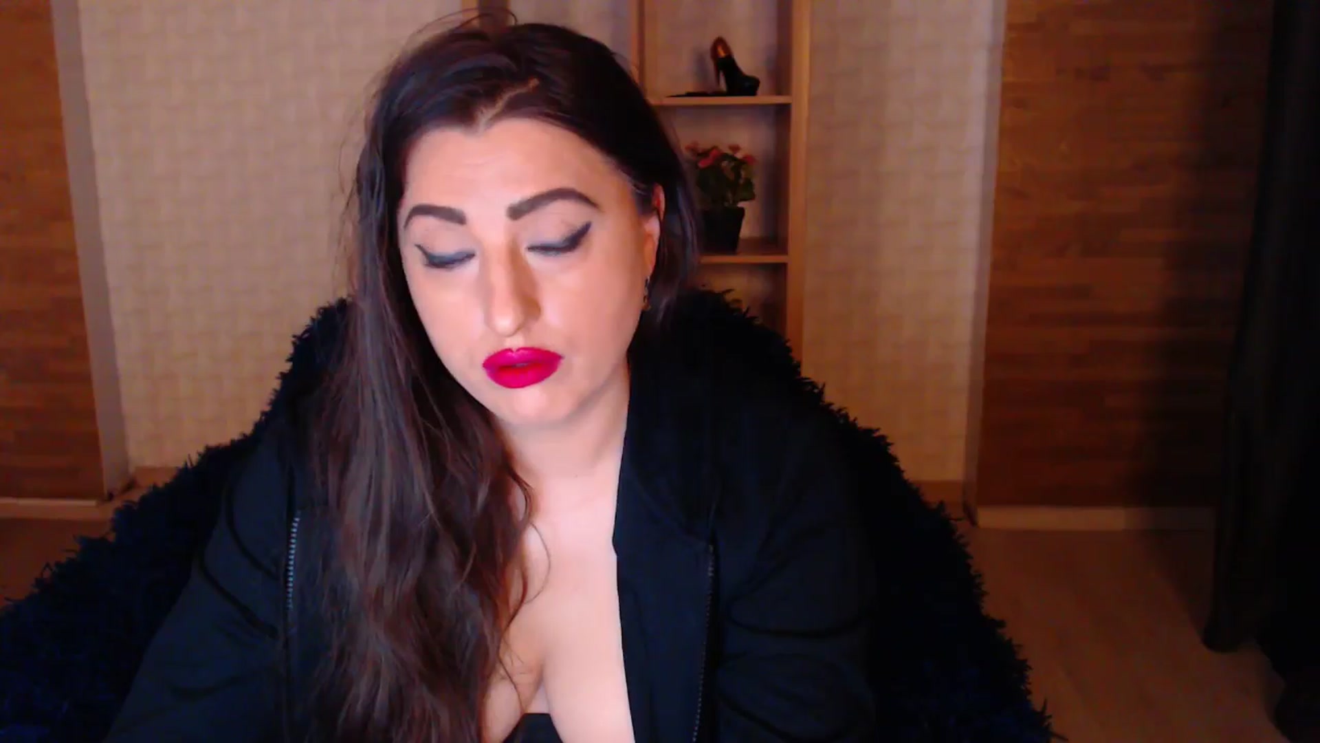 Gallery image thumbnail from HotRebbecca's myfreecams stream on, 04/24/2025, 01:55 image 9 of 20