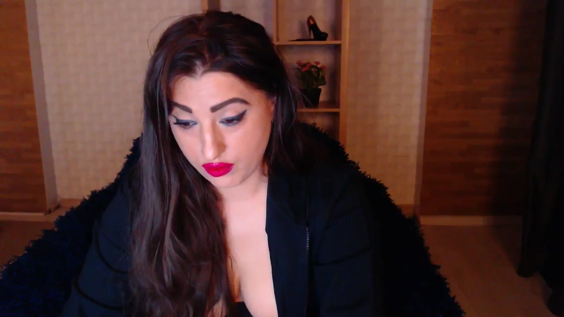 Gallery image thumbnail from HotRebbecca's myfreecams stream on, 04/24/2025, 01:55 image 2 of 20