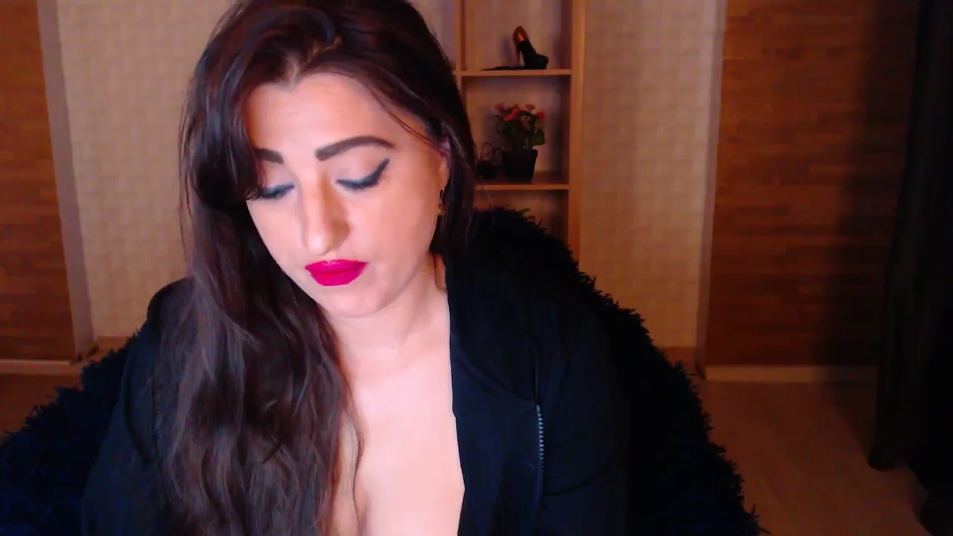 Gallery image thumbnail from HotRebbecca's myfreecams stream on, 04/24/2025, 01:55 image 13 of 20
