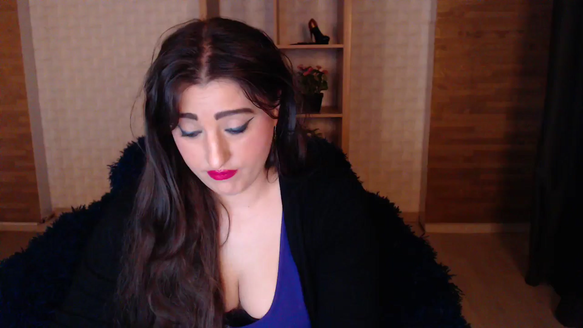 Gallery image thumbnail from HotRebbecca's myfreecams stream on, 04/25/2025, 02:58 image 1 of 20