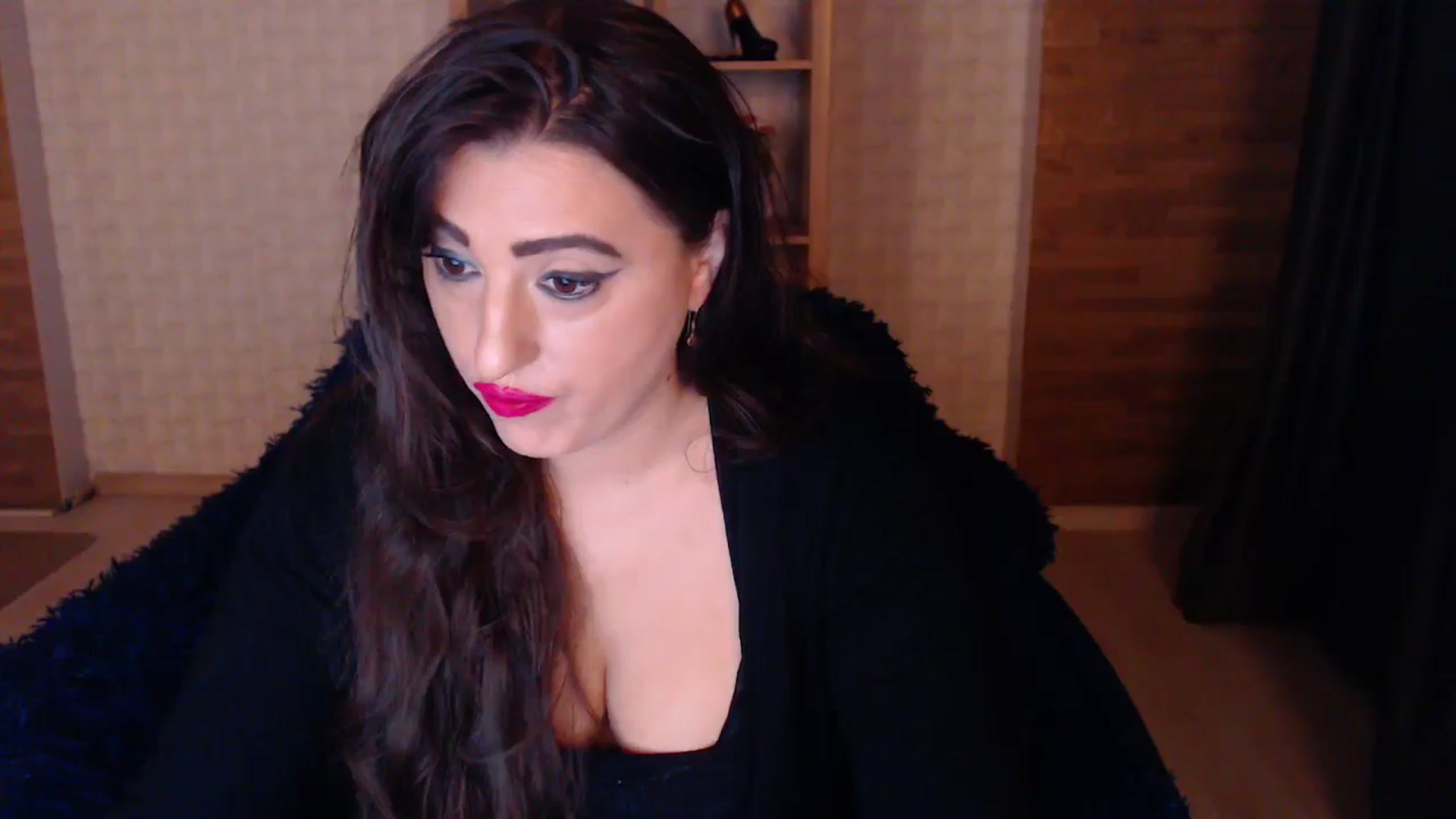 Gallery image thumbnail from HotRebbecca's myfreecams stream on, 04/27/2025, 03:03 image 6 of 20