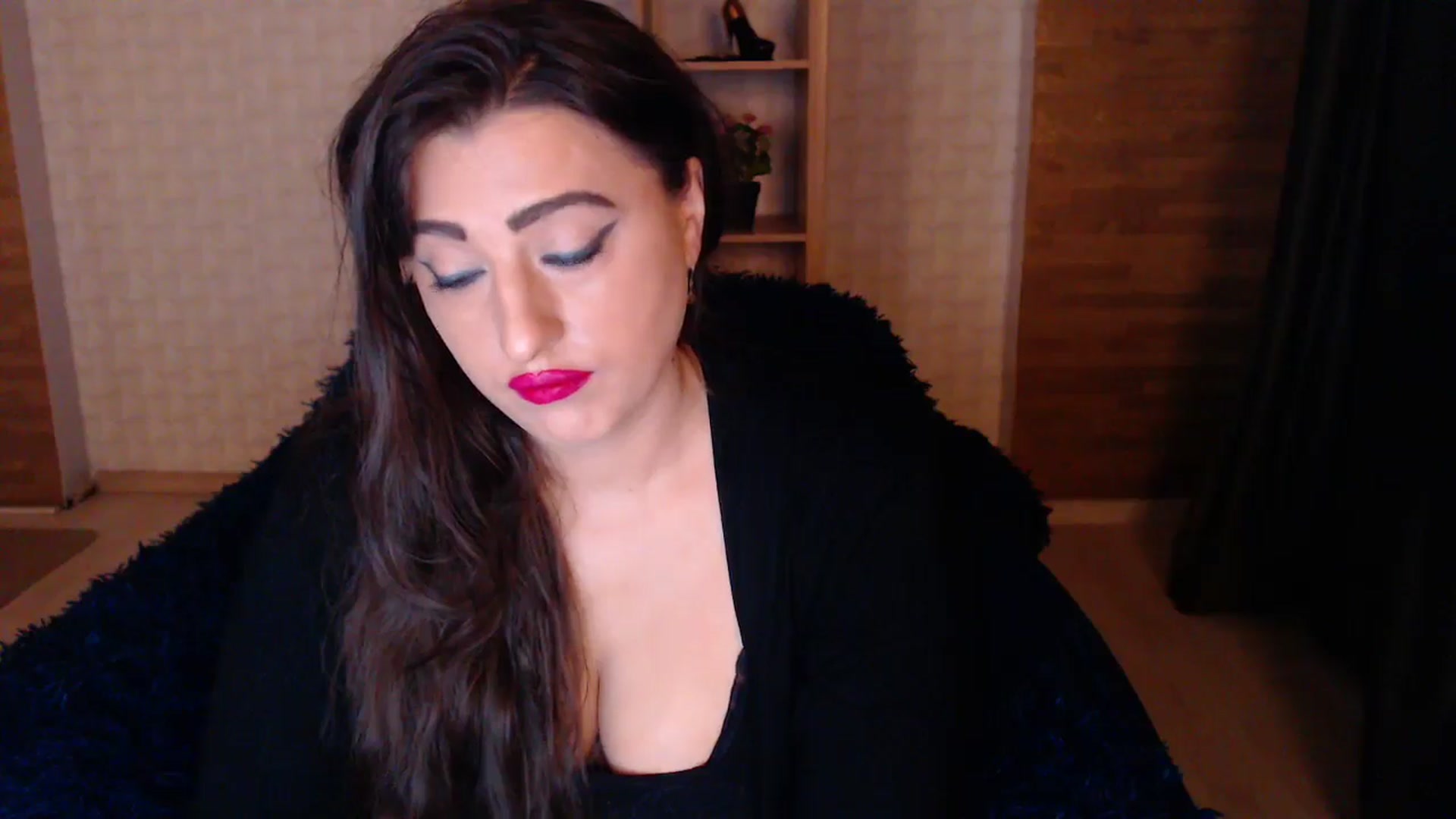 Gallery image thumbnail from HotRebbecca's myfreecams stream on, 04/27/2025, 03:03 image 14 of 20