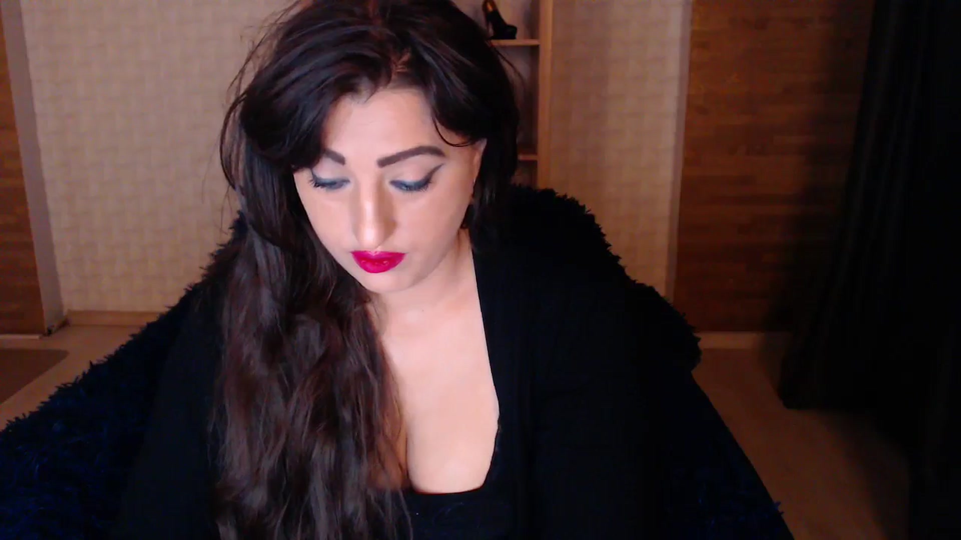Gallery image thumbnail from HotRebbecca's myfreecams stream on, 04/27/2025, 03:03 image 15 of 20